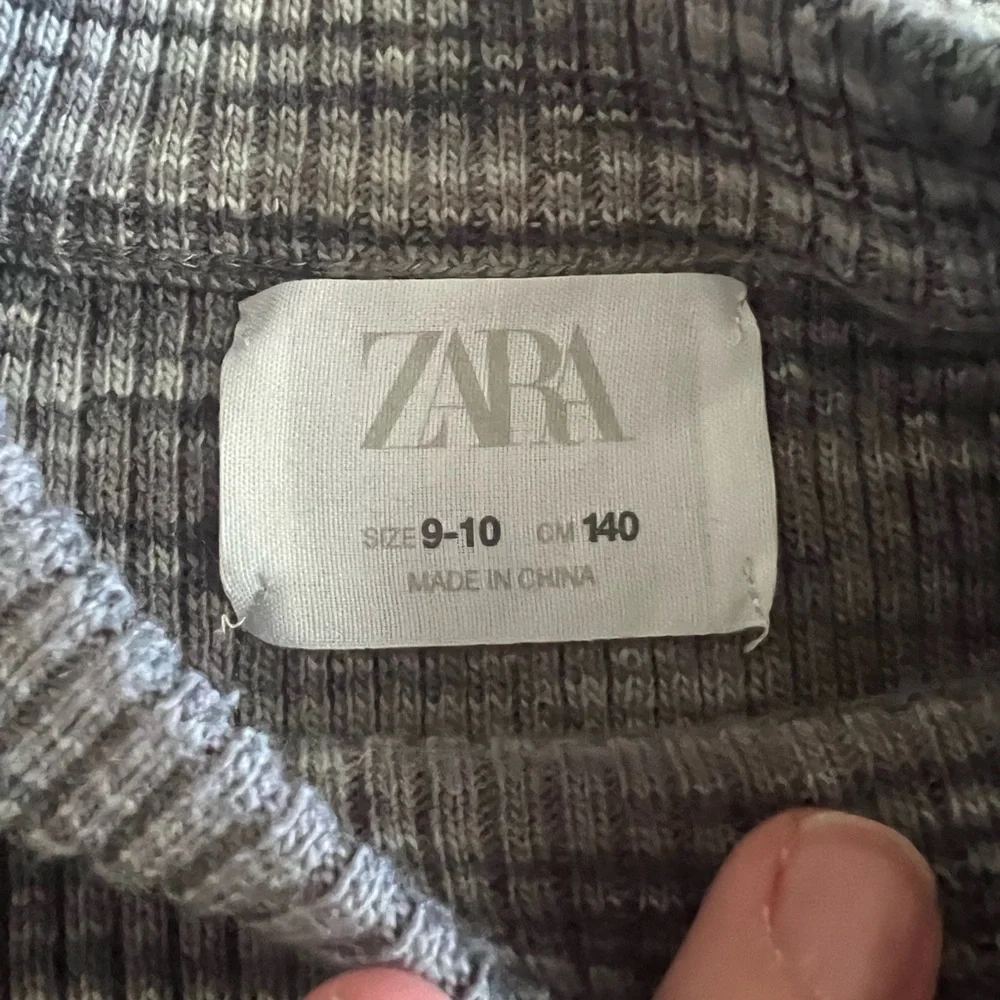 Kids Zara Gray Marled Knit dress‎